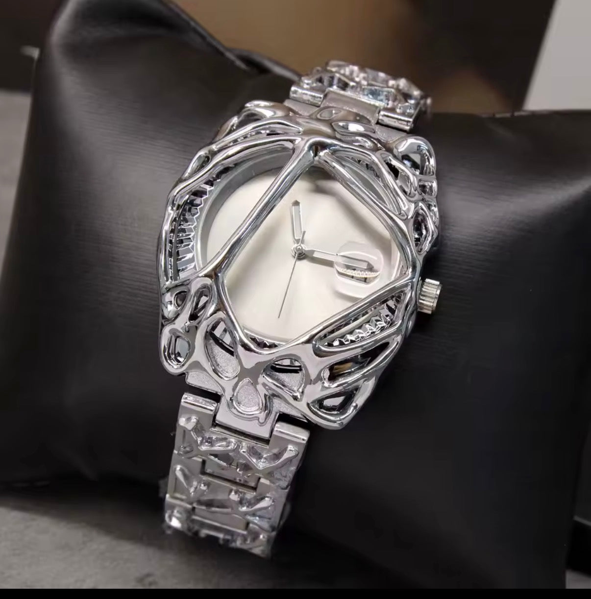 CHRONIX – Edizione Acciaio Liquido