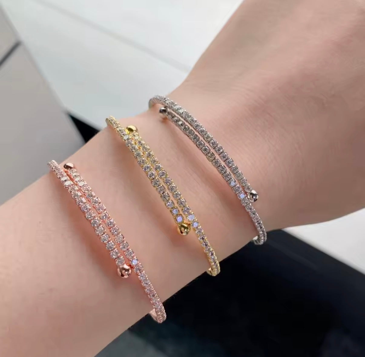 GLISSARA – Bracciale regolabile ghiacciato