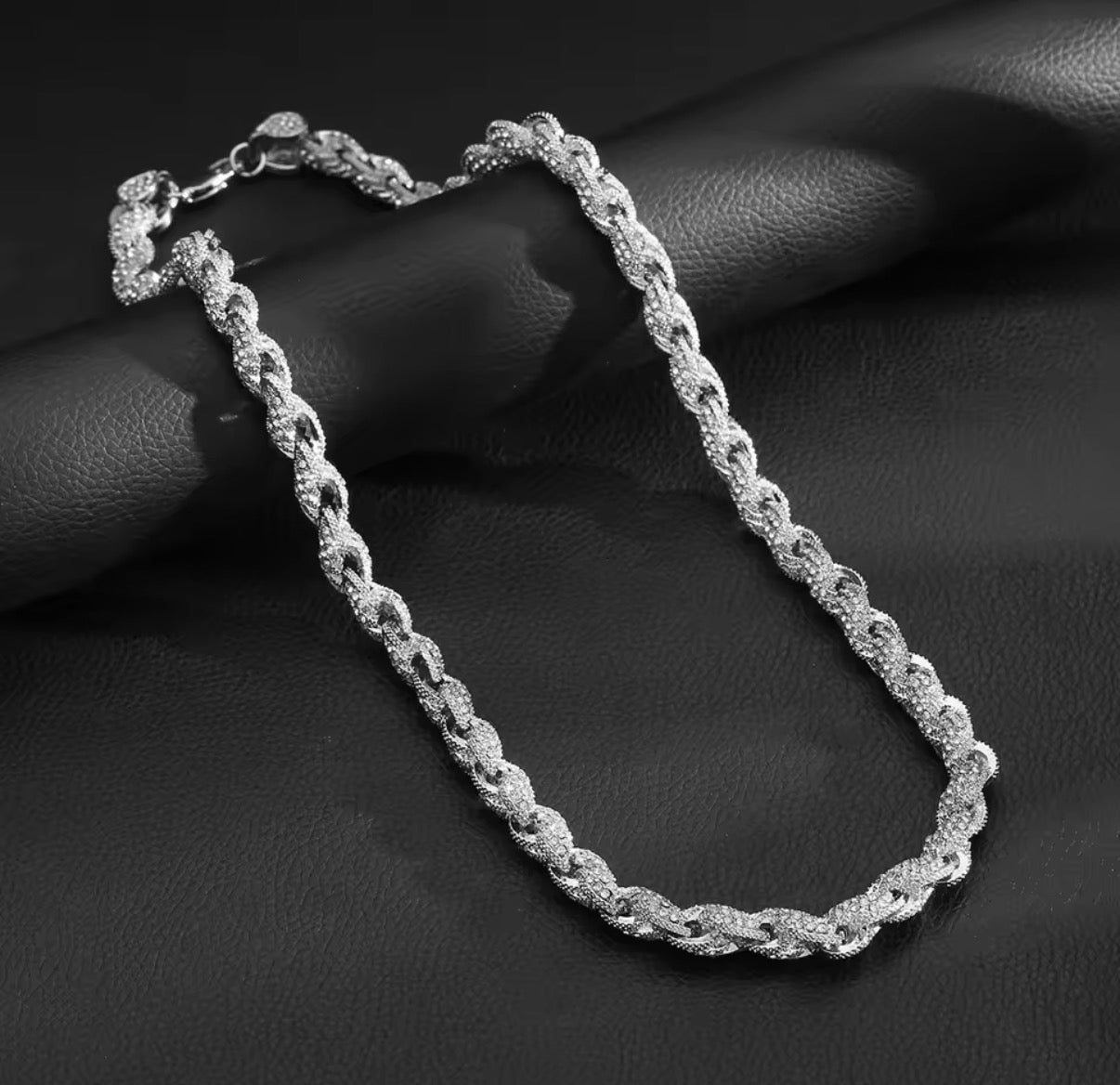 TWYRA – Catena a torsione ghiacciata