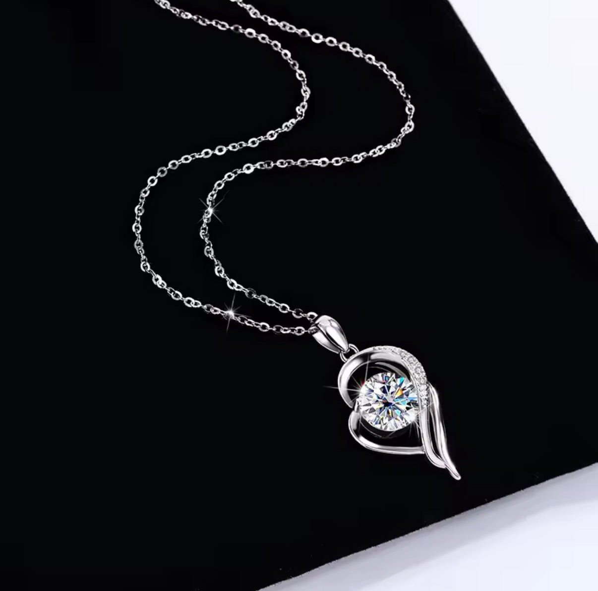 HEARTLUME – Ciondolo Love con Moissanite