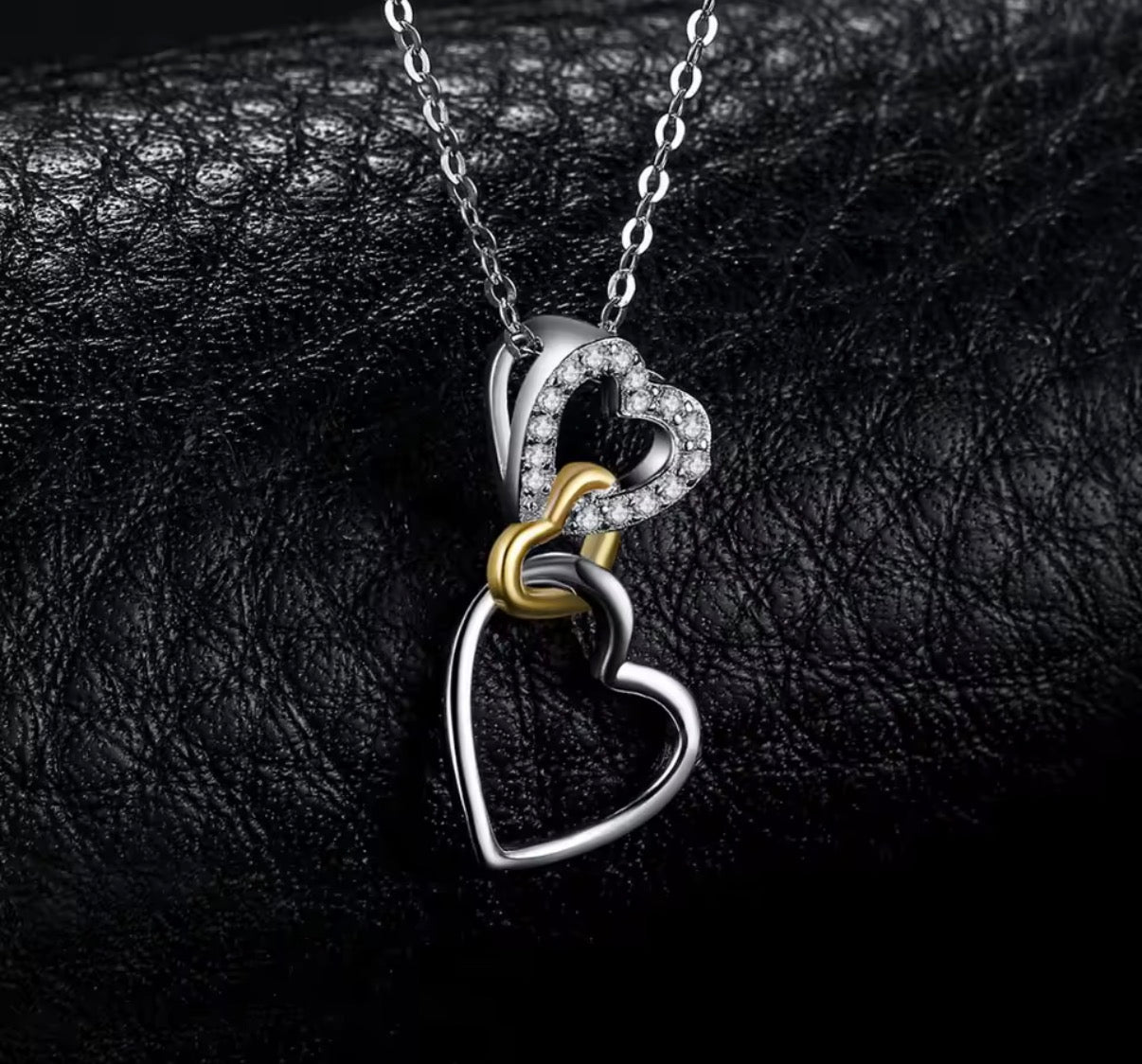 TRINOVA – Collana Triplo Cuore Armonia