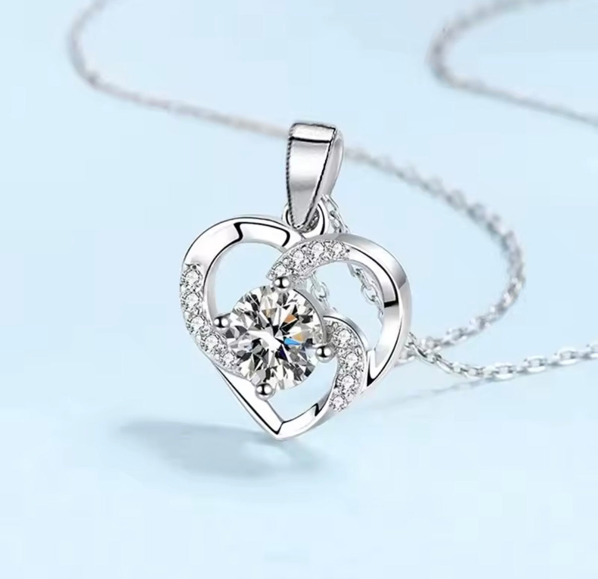 HEARTNOVA – Collana con nucleo in moissanite