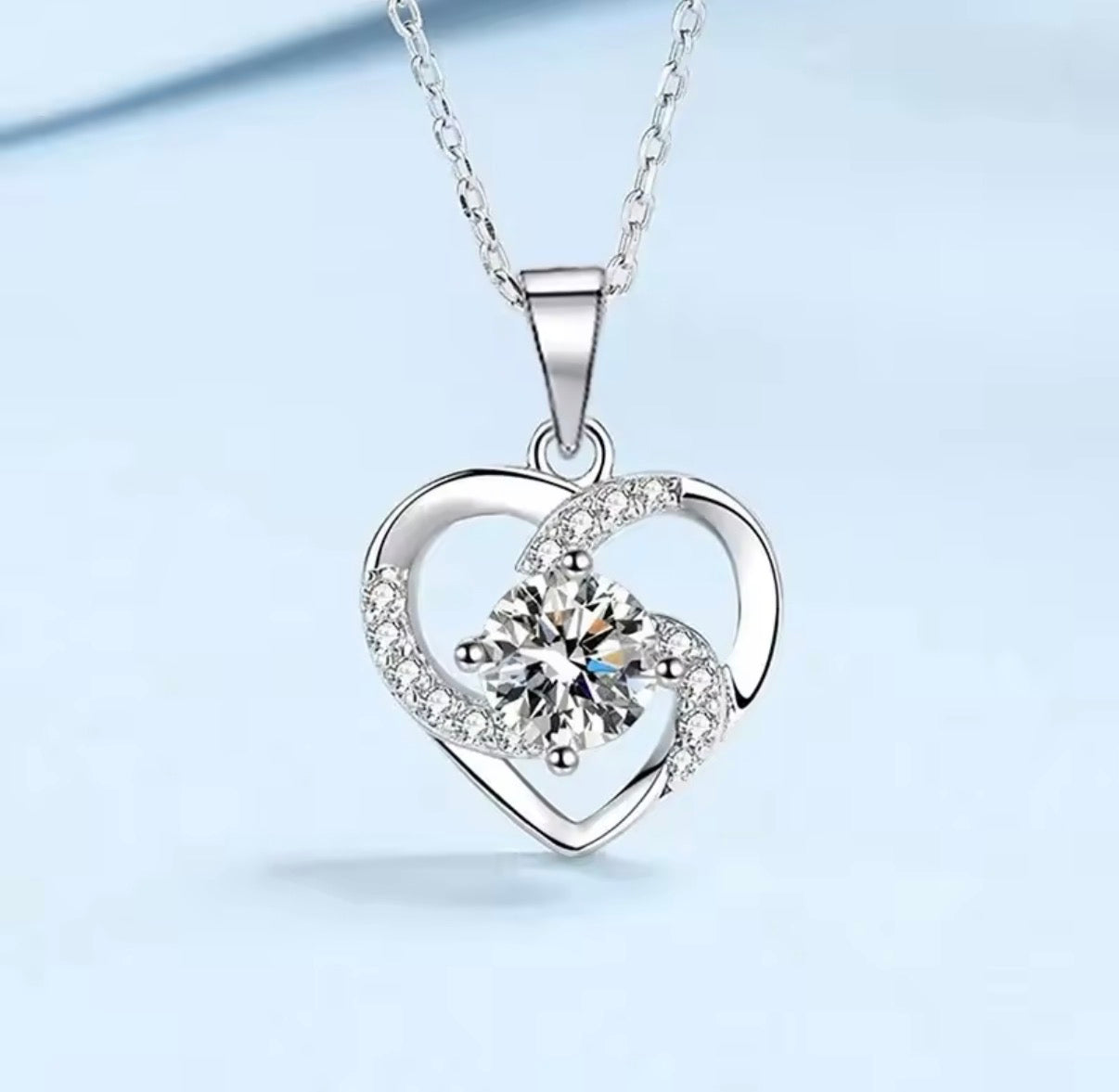 HEARTNOVA – Collana con nucleo in moissanite