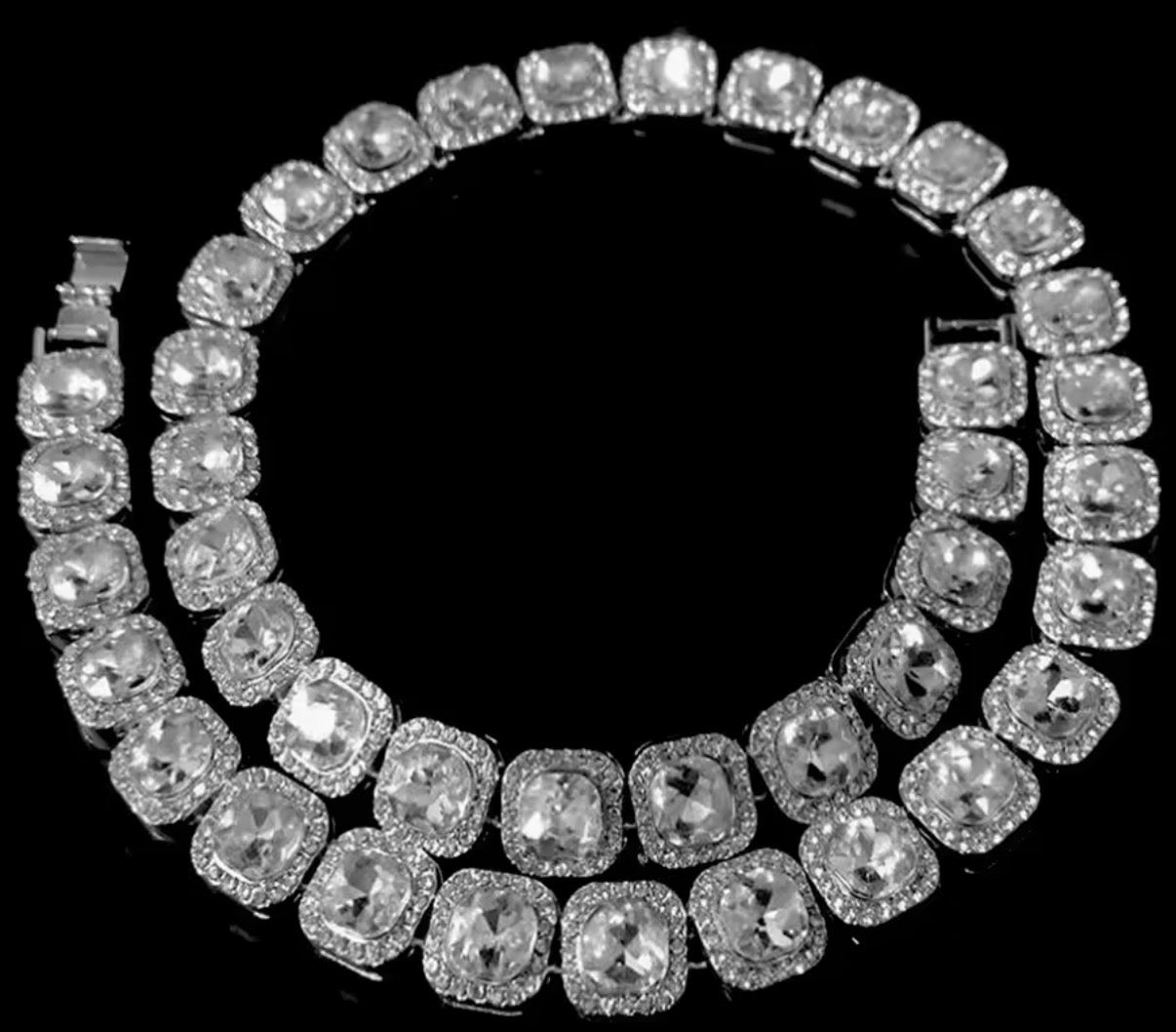 VORTEXION – Collana con ciondolo Iced Halo